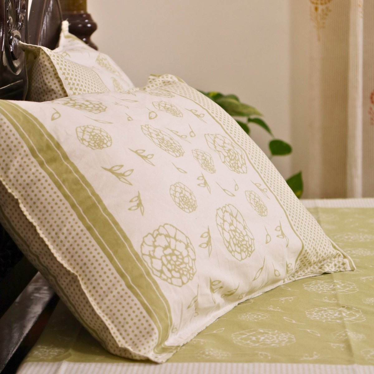 Sage Green & Off White Pure Cotton Bedsheet | Queen and King Size | Handprinted