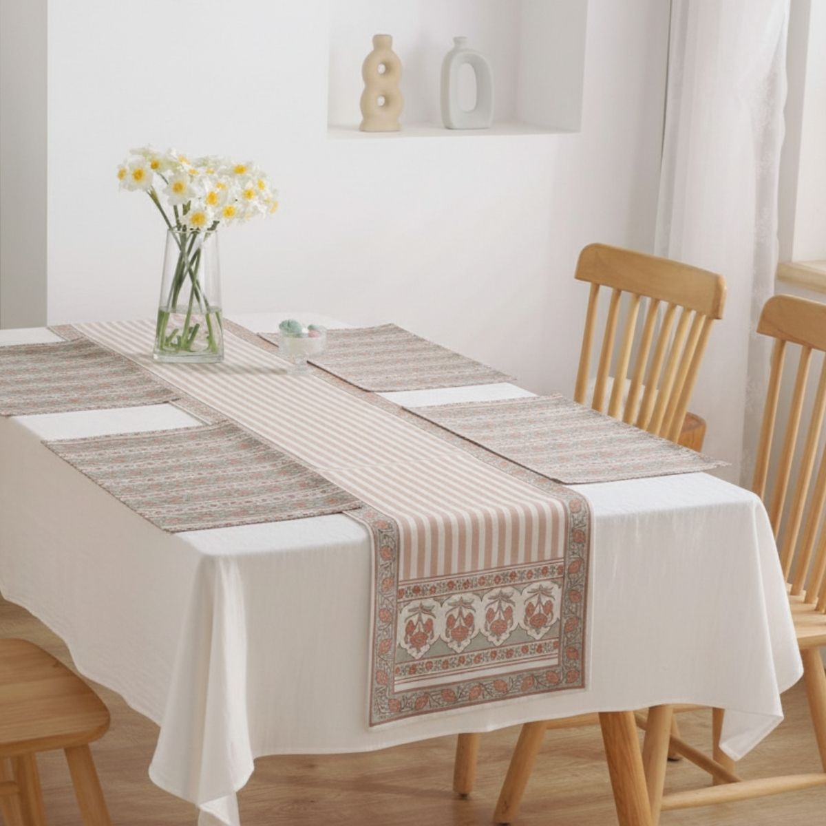 Cotton Dining Table runner and Table Mat in Dusty Pink and Off-white | Set of 4 and 6