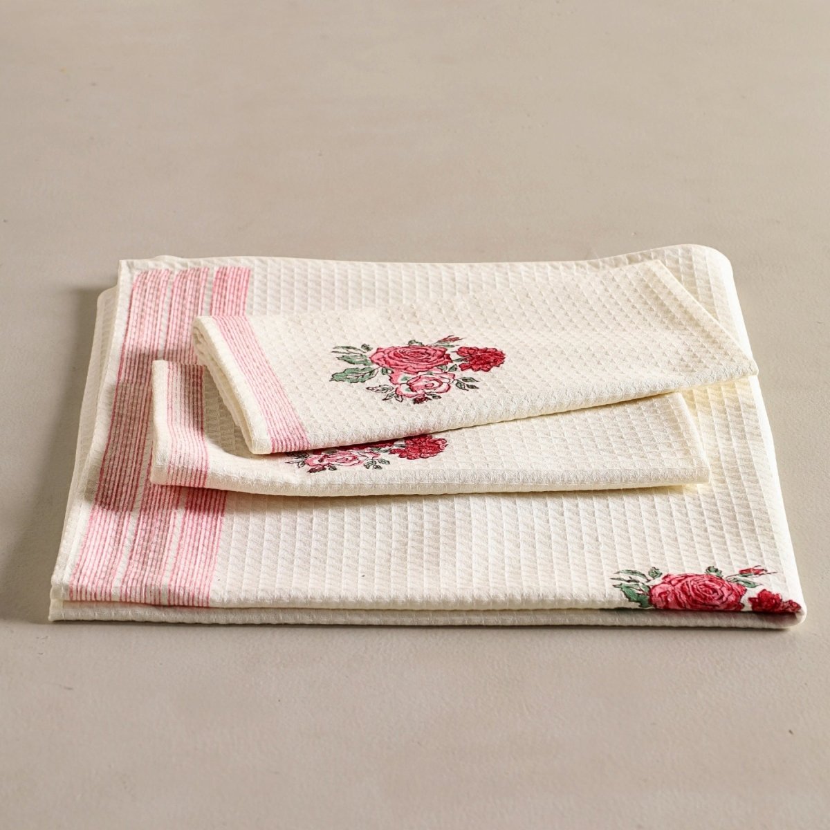 White & Pink Floral Pure Cotton Bedsheets & Towel Gifting Set | Handmade