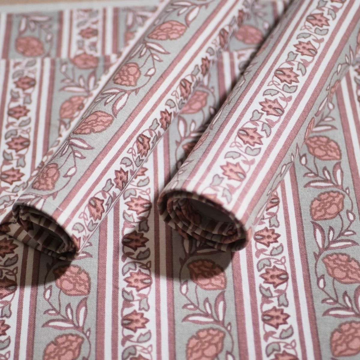 Pure Cotton Table mats in Dusty Pink and Off white | Set of 4 and 6
