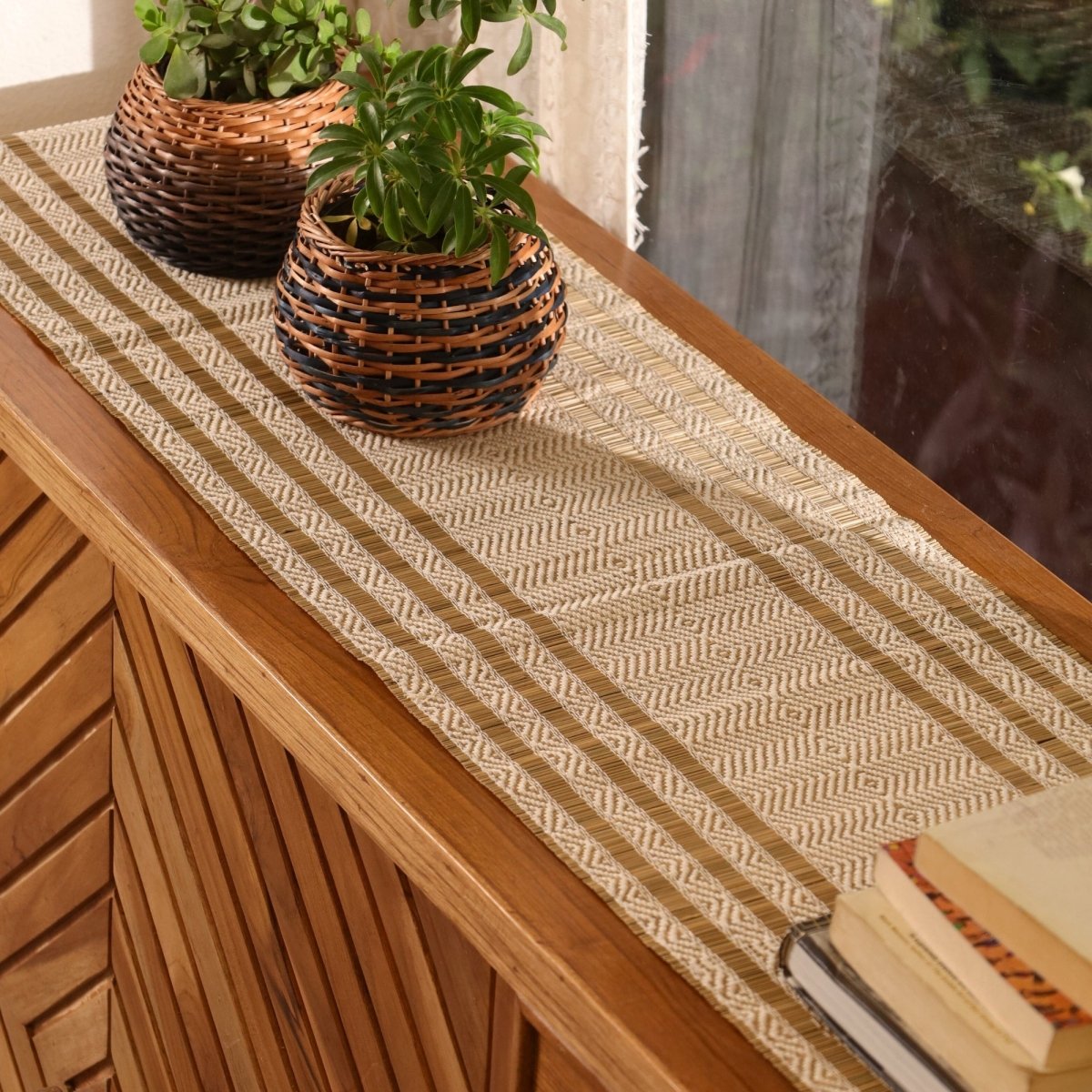 Cotton and Grass Table runner in Off-white | 4 and 6 Seater