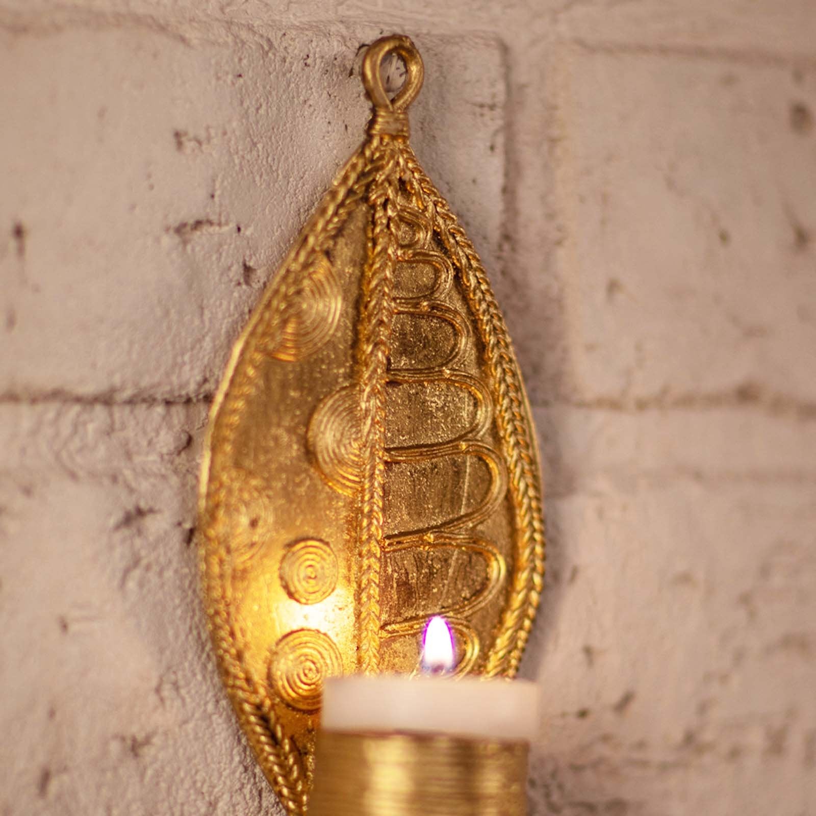 Dhokra Metal Handmade Leaf Tealight Holder (Set of 2)