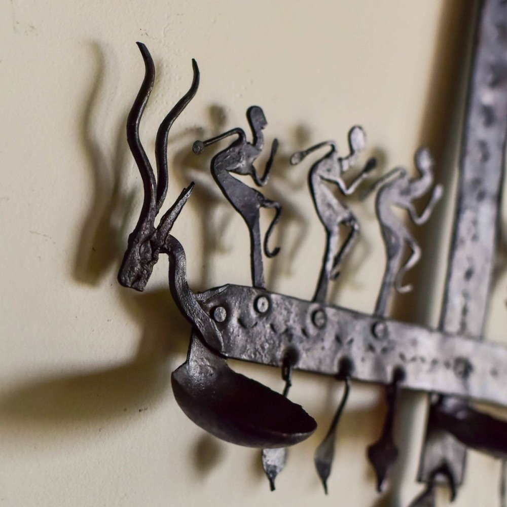 Bastar Tribal Wrought Iron Decorative Stand