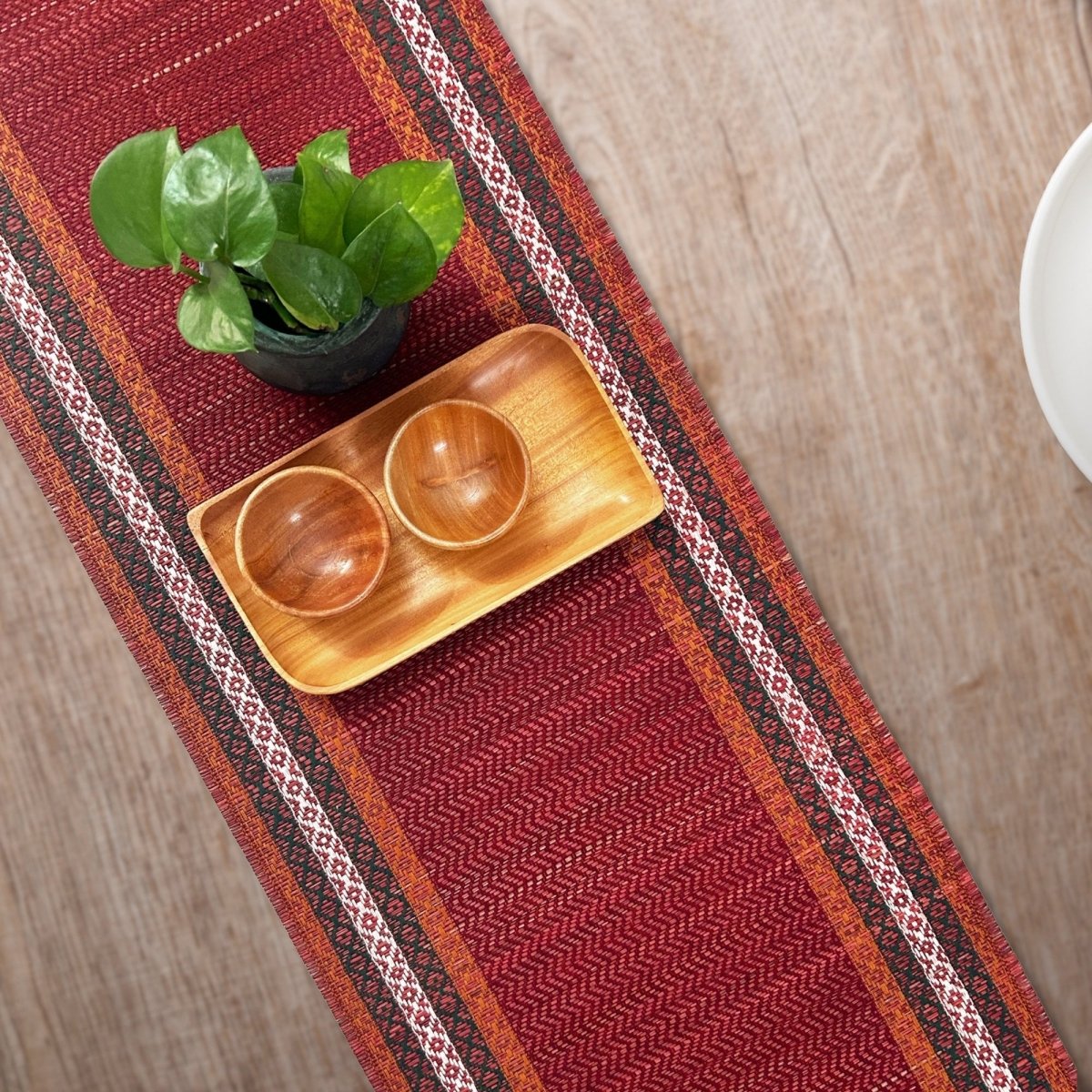 Handmade Dining Table Runner Eco Friendly Tableware Sustainably Handwoven from Natural Grass