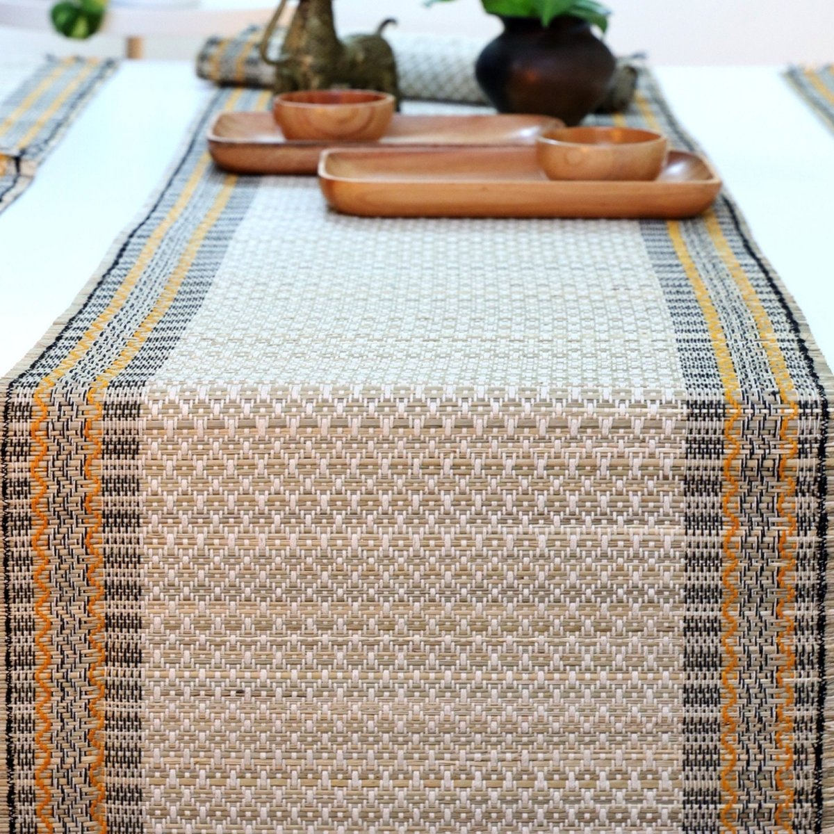 Handmade Dining Table Runner Eco Friendly Tableware Sustainably Handwoven from Natural Grass