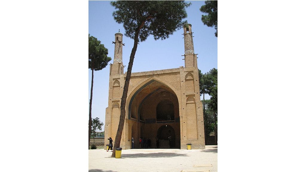Menar-e-Jomban at Isfahan, Iran