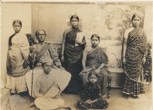 Narayanaswami Iyer and Chandramma along with their children. Muthulakshmi is seen holding a file in the picture 