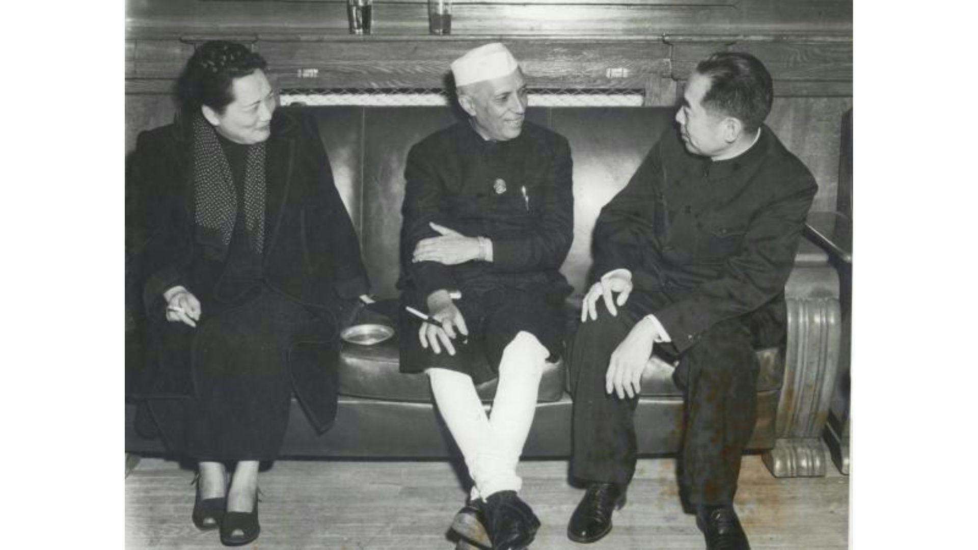 Jawaharlal Nehru in Peking with Chou En-Lai and Madam Sun Yat-sen, 1954 | Wikimedia Commons