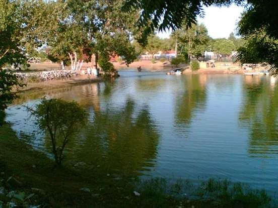 Toba (pond) in Teku Park