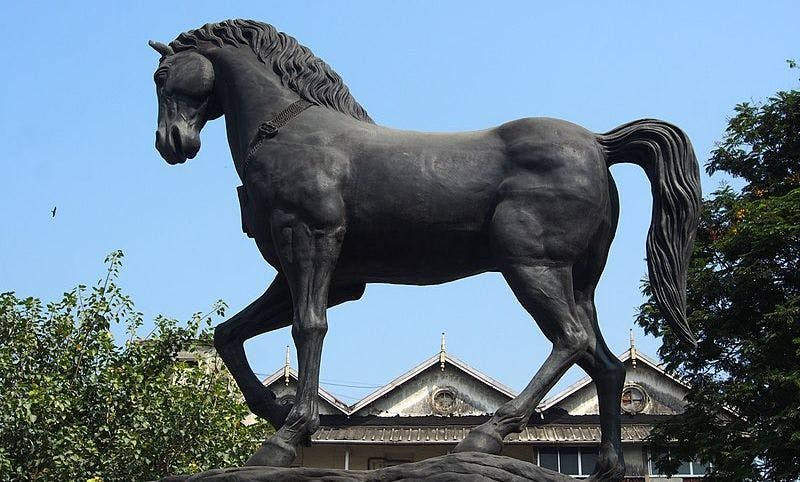 The new sculpture of ‘Kala Ghoda’ installed in 2017