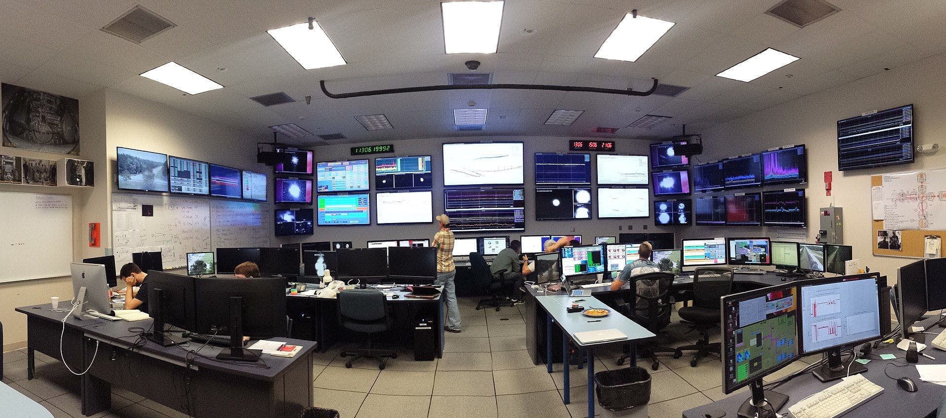 The LIGO Livingston control room as it was during Advanced LIGO’s first observing run