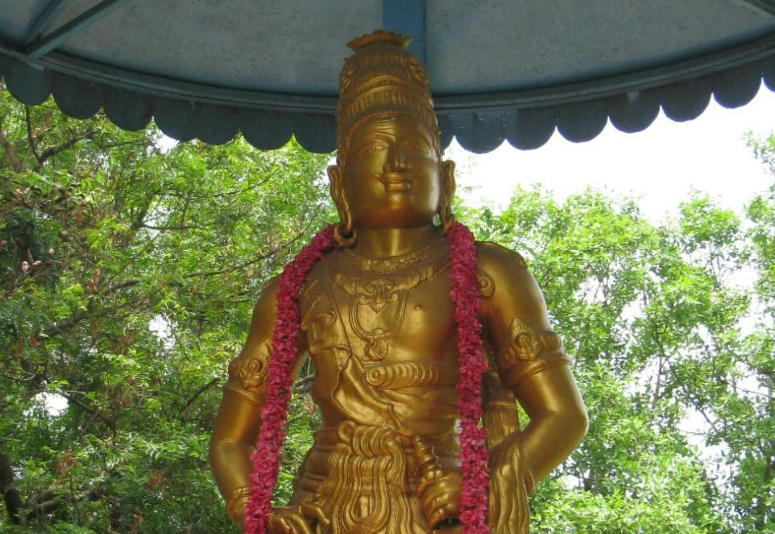 Statue of Rajaraja Chola | Wikimedia Commons