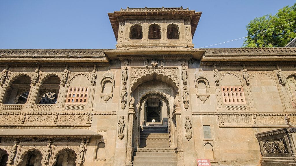 Ahilyabai built numerous temples in Maheshwar