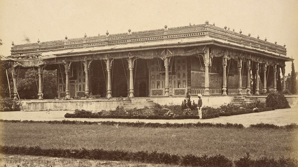 Darya Daulat Palace, albumen print by Edmund David Lyon, c. 1868