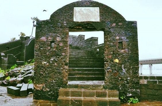 Castella de Aguada, a.k.a. Bandra Fort, Mumbai