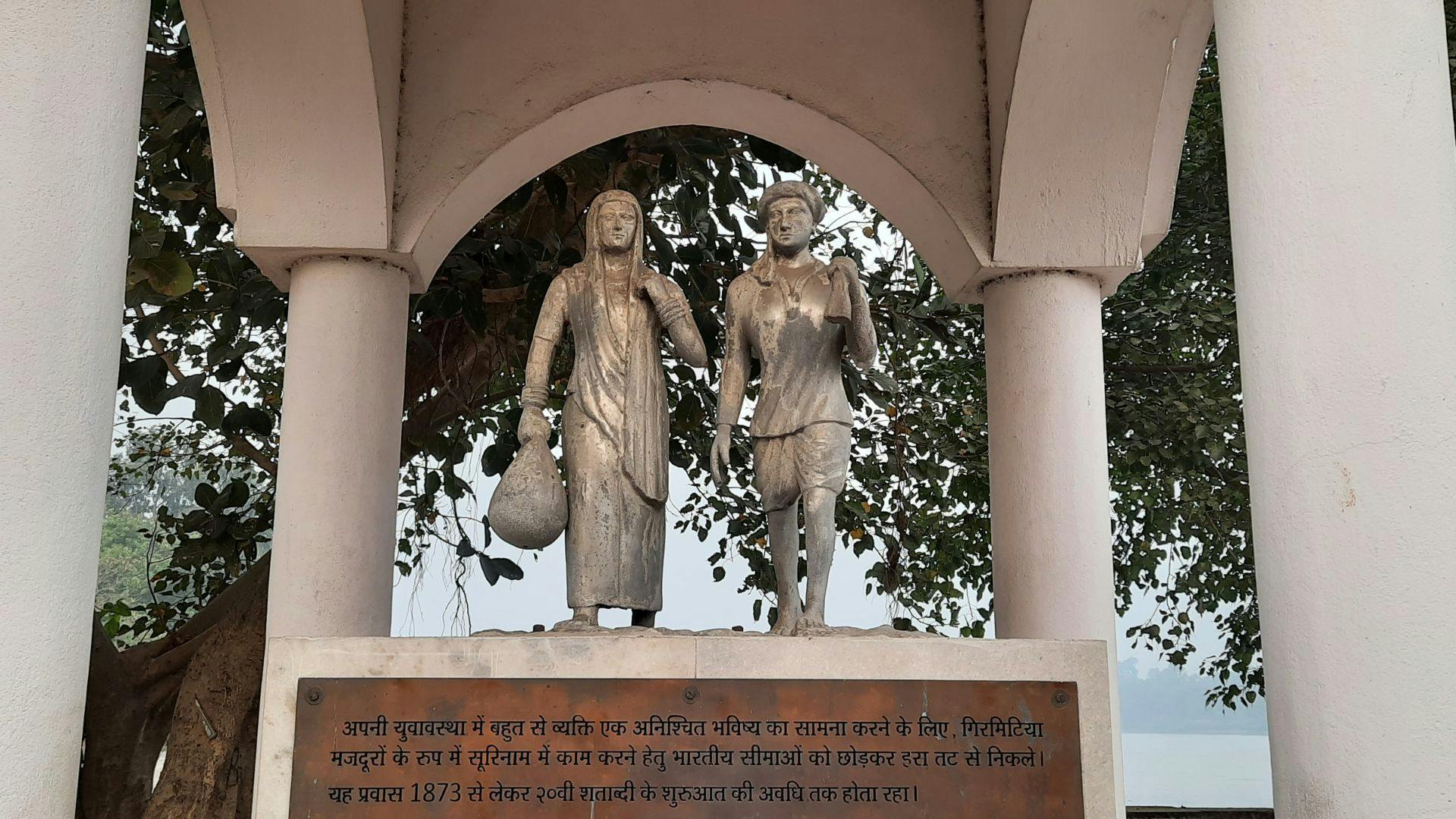 The Mai-Baap Statue at the Suriname Ghat, Kolkata | Author