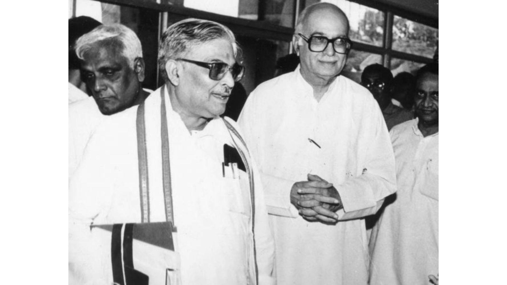 Murli Manohar Joshi and L K Advani