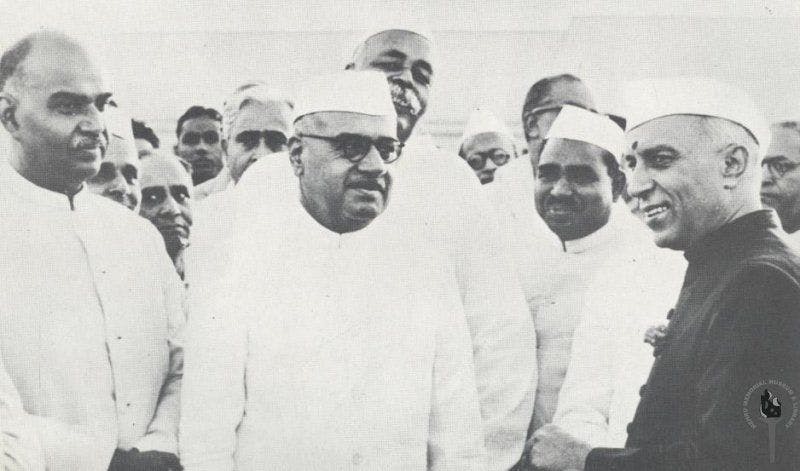 Jawaharlal Nehru with Shyam Prasad Mookerjee (first from left) and Jairamdas Doulatram