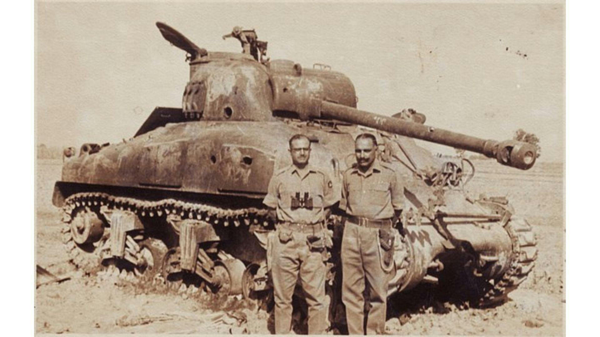 1965 Indo-Pak War Destroyed Sherman Tank | Wikimedia Commons