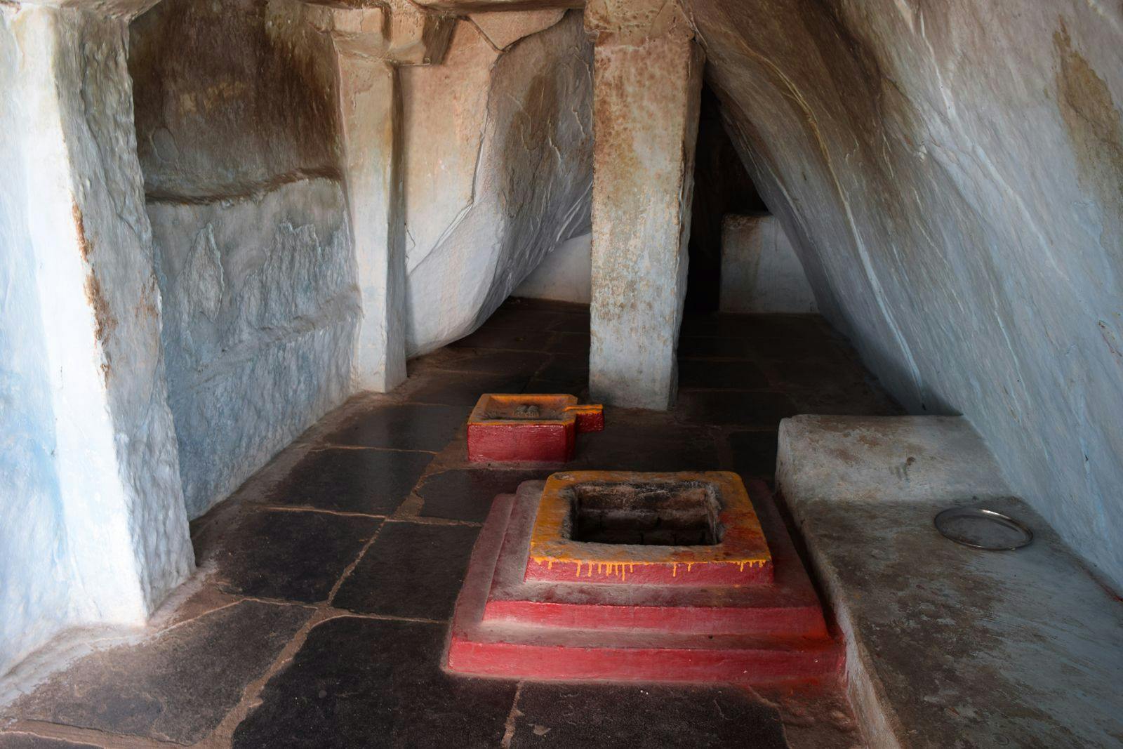 Shabari Hill Cave