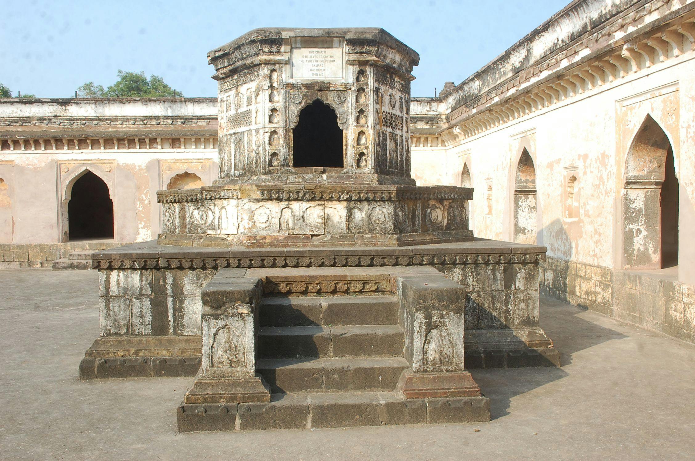 Peshwa Baji Rao Samadhi, Raverkhedi