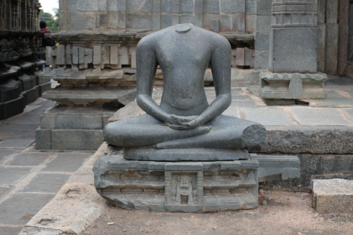Headless statue of Mahavir