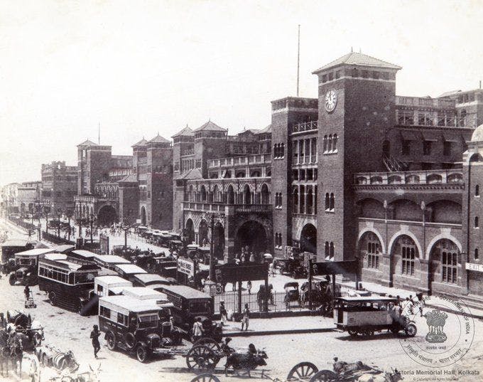 scene in front of howrah station 1930
