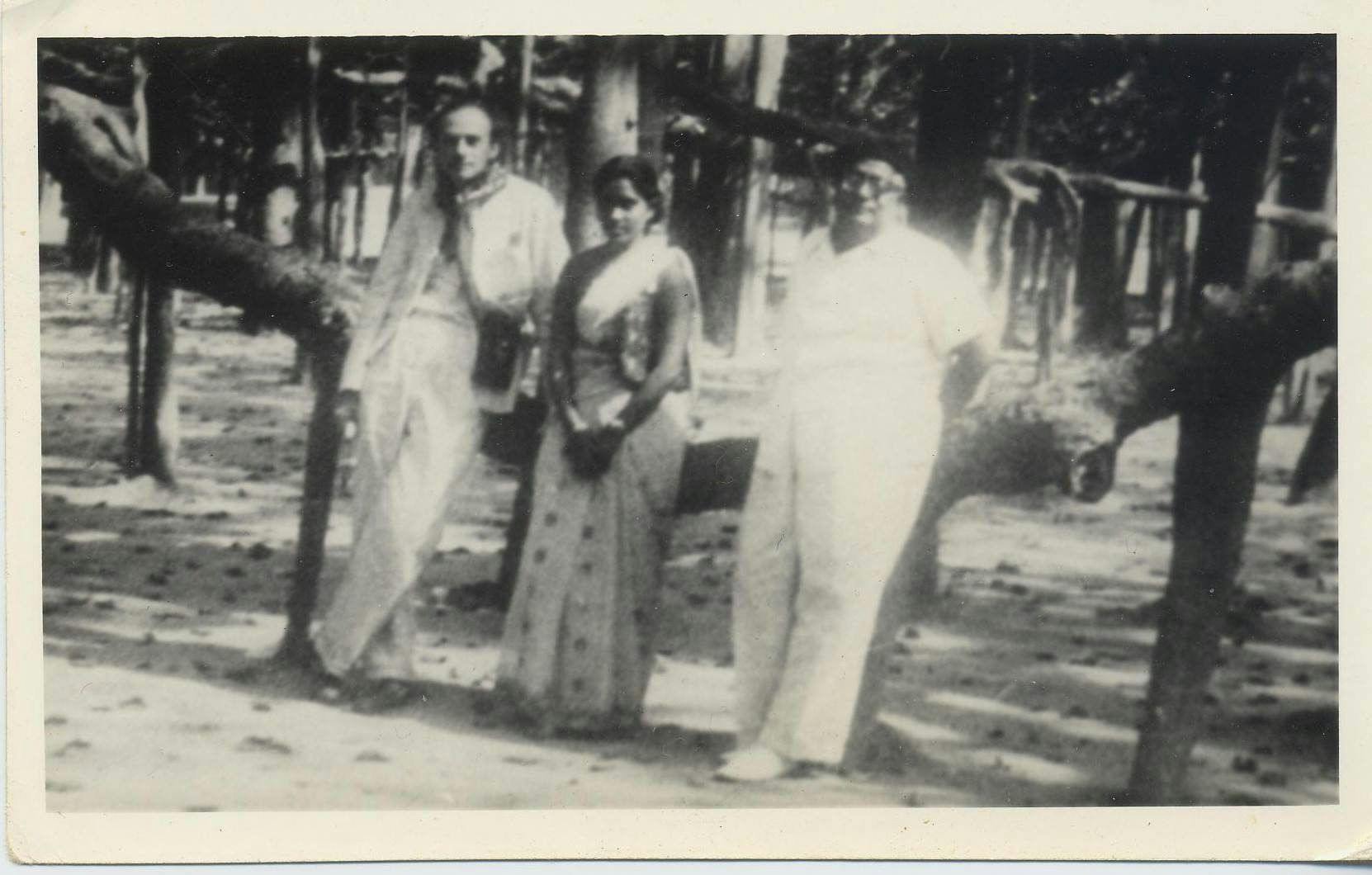 Dr Purnima Sinha with Prof SN Bose and Prof. PAM Dirac at Botanical Gardens in Calcutta during the latter’s visit in 1954