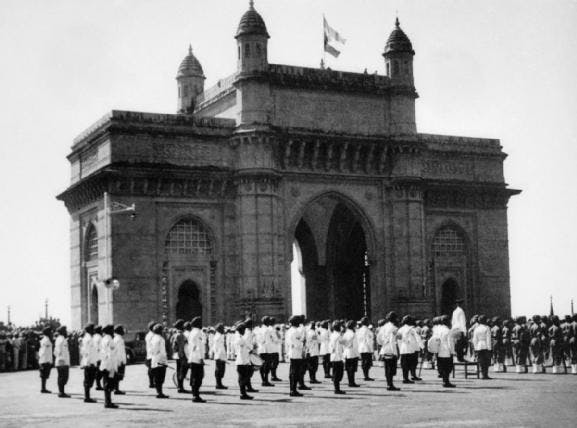 Departure of British Troops from India, 28 February 1948, Gateway of India