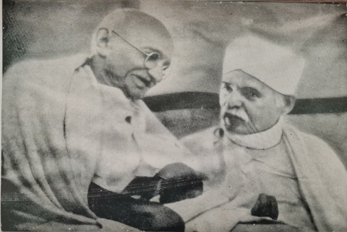 Malaviya with Mahatma Gandhi