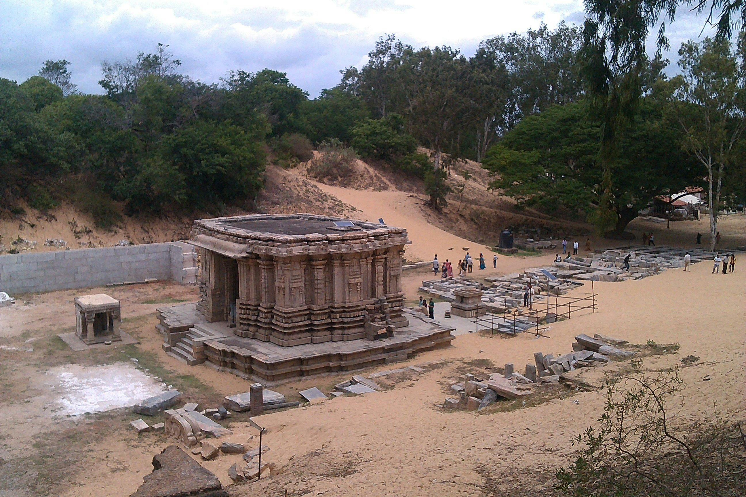 Kirtinarayan Temple
