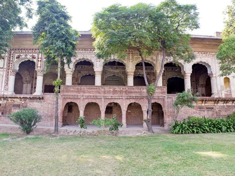 Raja Dhian Singh’s Haveli, from where the Government School, Lahore, was run during the time of Ganga Ram