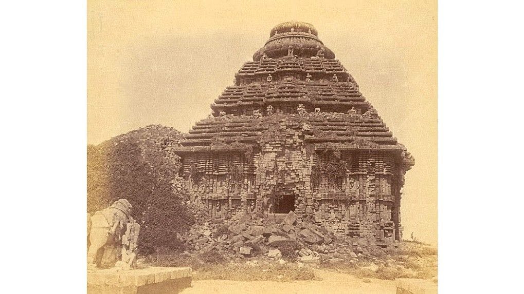 Photograph of Sun temple at Konark by William Henry Cornish, 1890