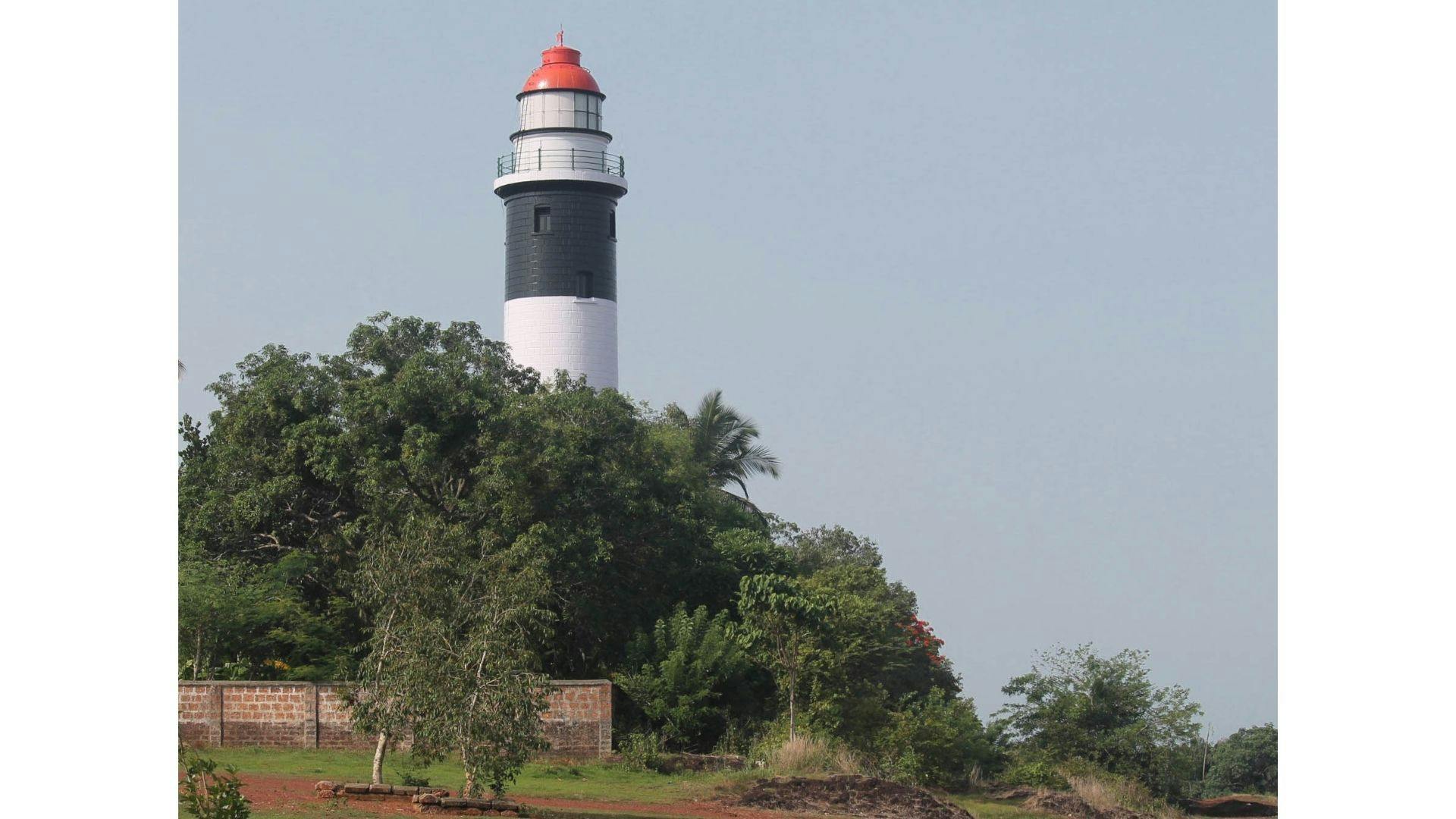 Kadalur Point Lighthouse