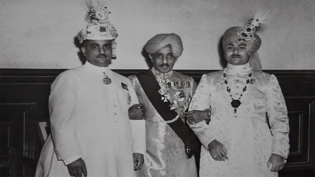 Maharaja Kameshwar singh of Darbhanga (Left) with his brother Raja Bahadur Vishveshwar Singh (right) and Maharana of Dholpur (center)
