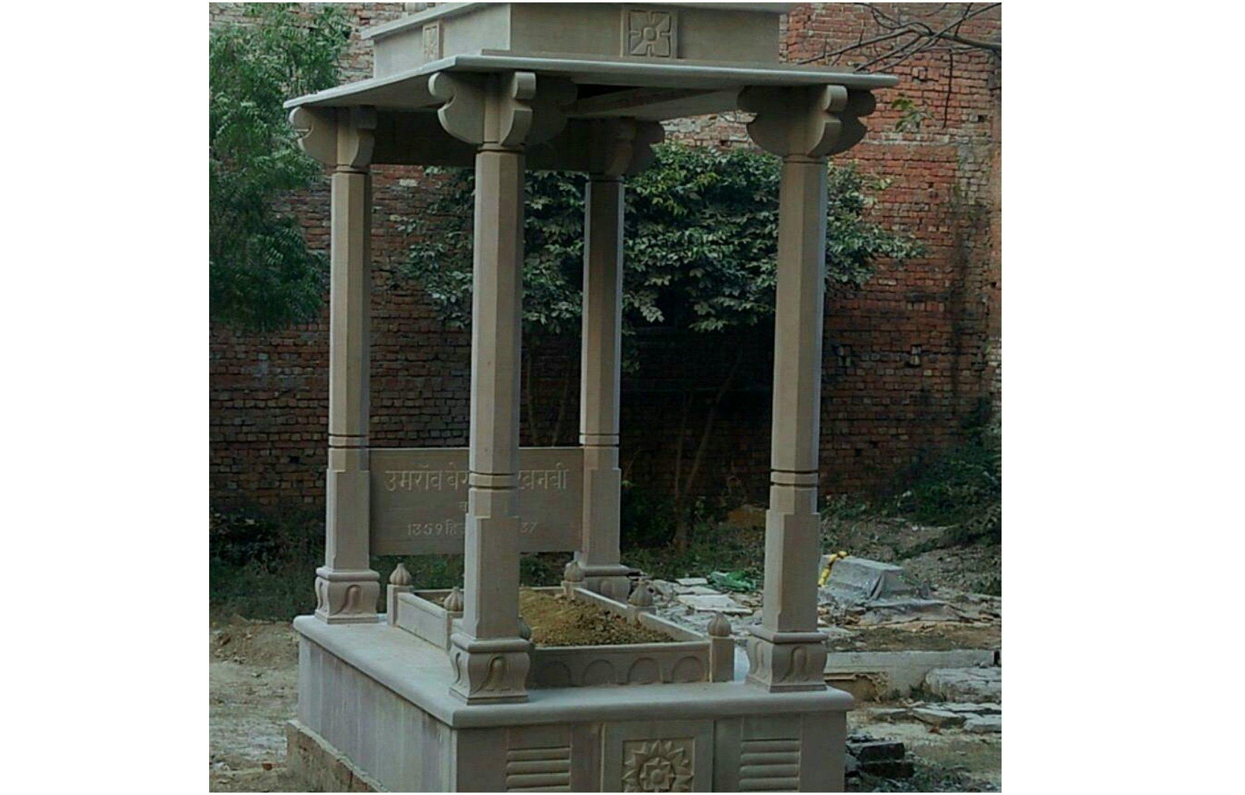 Tomb in Faatmaan Cemetry Varanasi