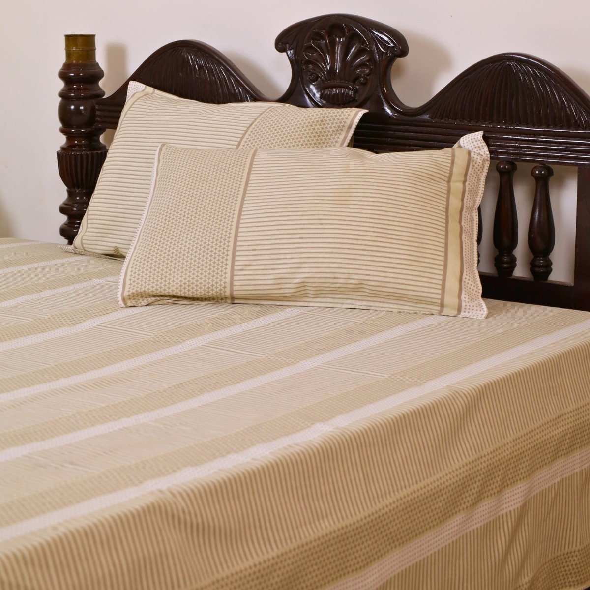 Beige & White Pure Cotton Textured Bedsheet | Queen and King Size | Handprinted