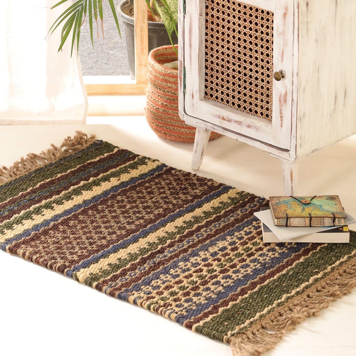 Green Sustainable Floor Rug In 2 x 3 ft Geometric Pattern Handcrafted In India