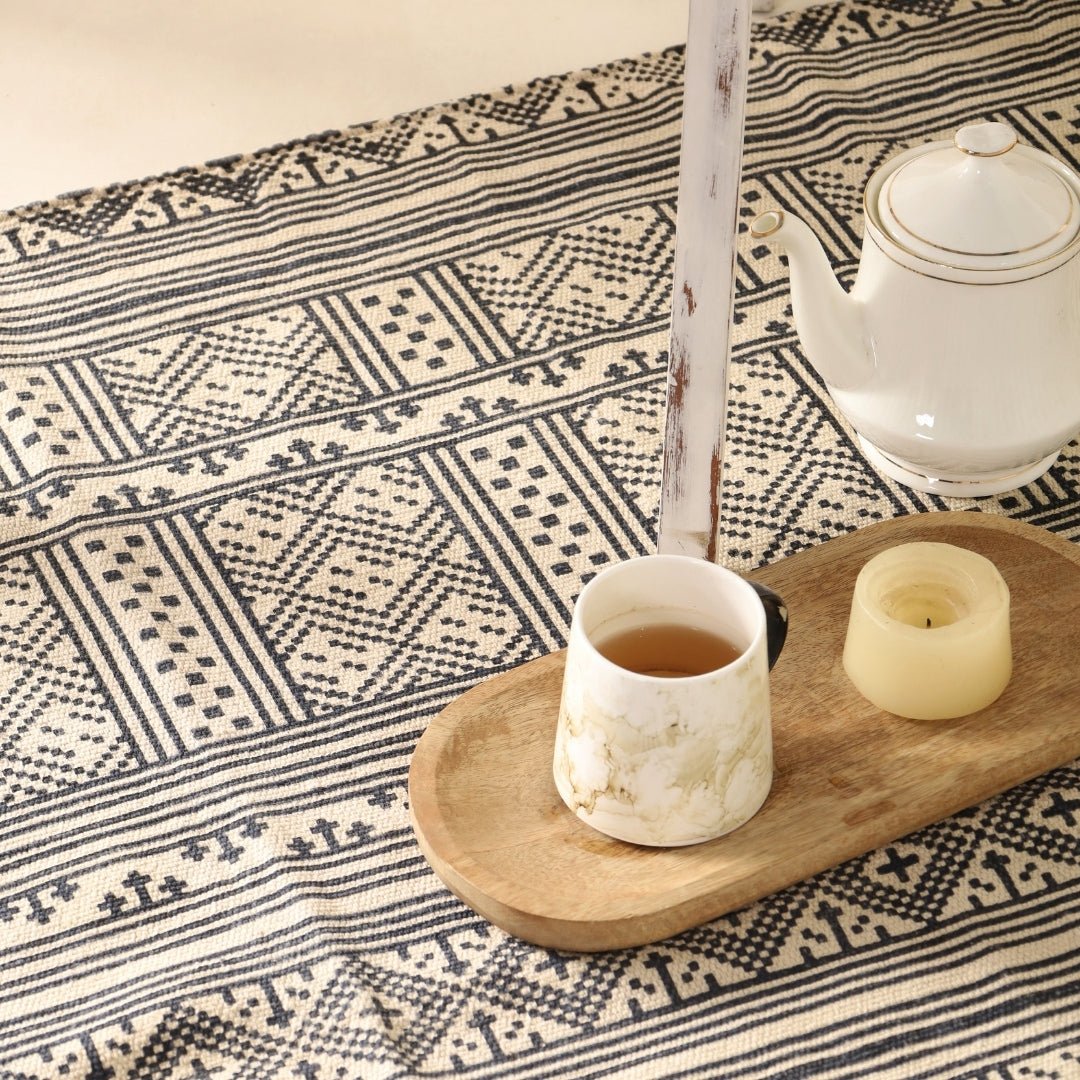 Handprinted Cotton Floor Rug for Living Room and Bedroom in Monchrome Colour| Soft Washable Rug