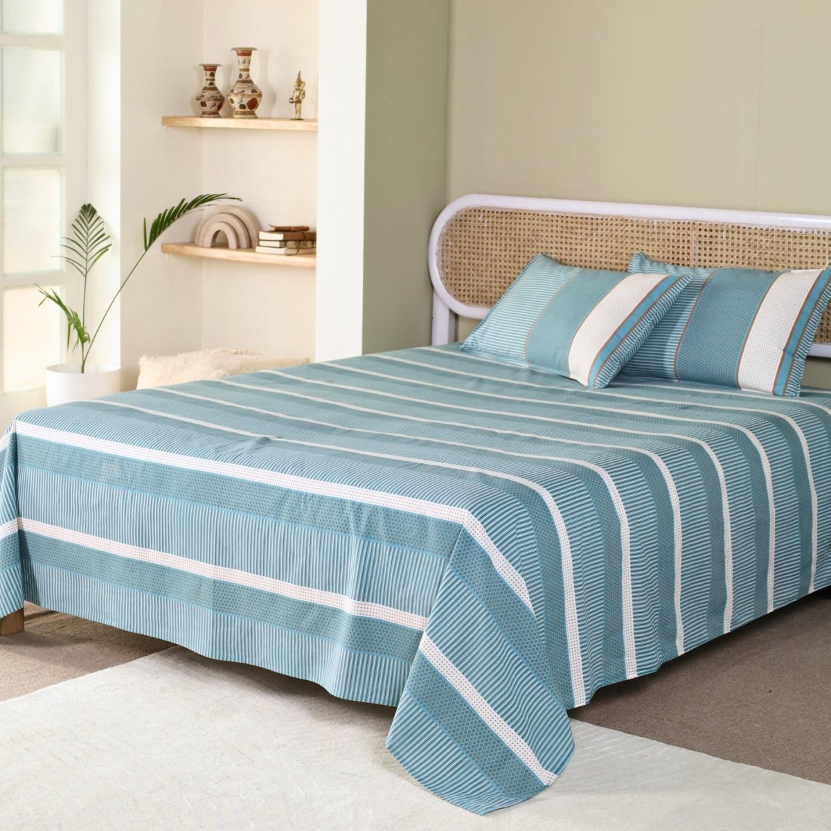 Teal and Off White Pure Cotton Bedsheet | Queen and King Size | Handprinted