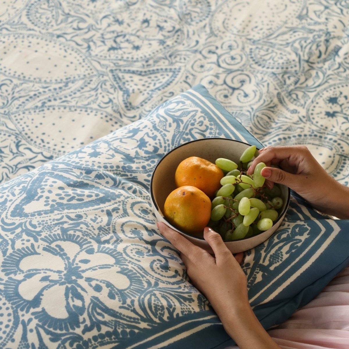 Ivory and Navy Blue Pure Cotton Textured Bedsheet | Queen | Handprinted