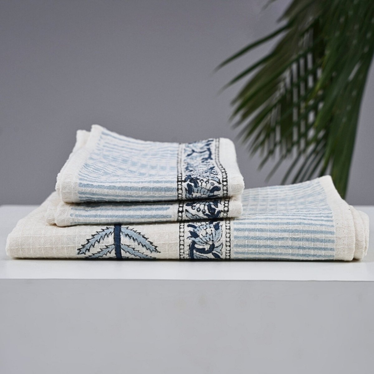 Pure Cotton Bedsheets and Towel Gifting Set| White and Blue Floral Pattern
