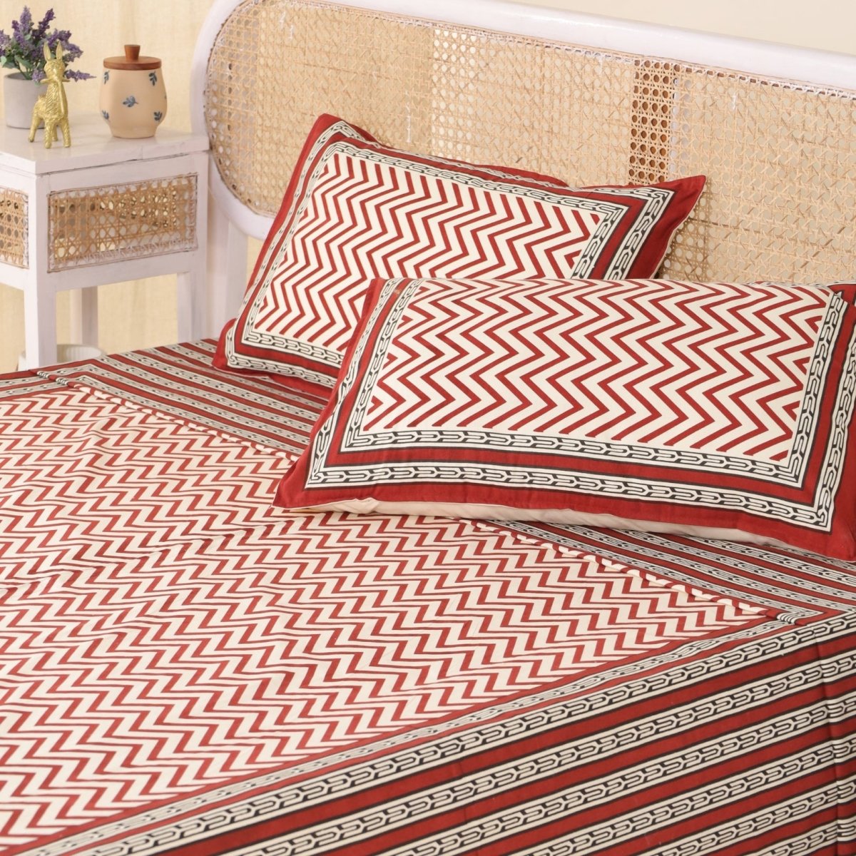 Cotton Bed sheet in Queen Size With 2 Pillow Covers Hand Printed In Maroon & Black