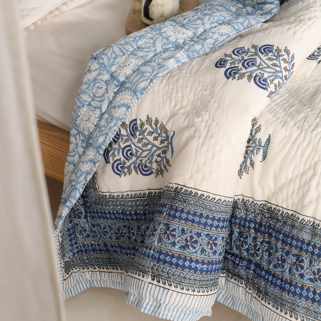 AC Comforter for Single Bed in 100% Cotton Mulmul Handprinted in Blue and White| Lightweight Soft and Breathable AC Blanket
