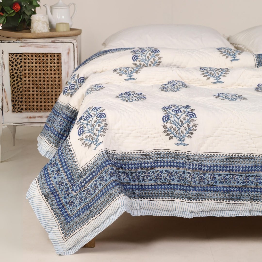 AC Comforter for Single Bed in 100% Cotton Mulmul Handprinted in Blue and White| Lightweight Soft and Breathable AC Blanket