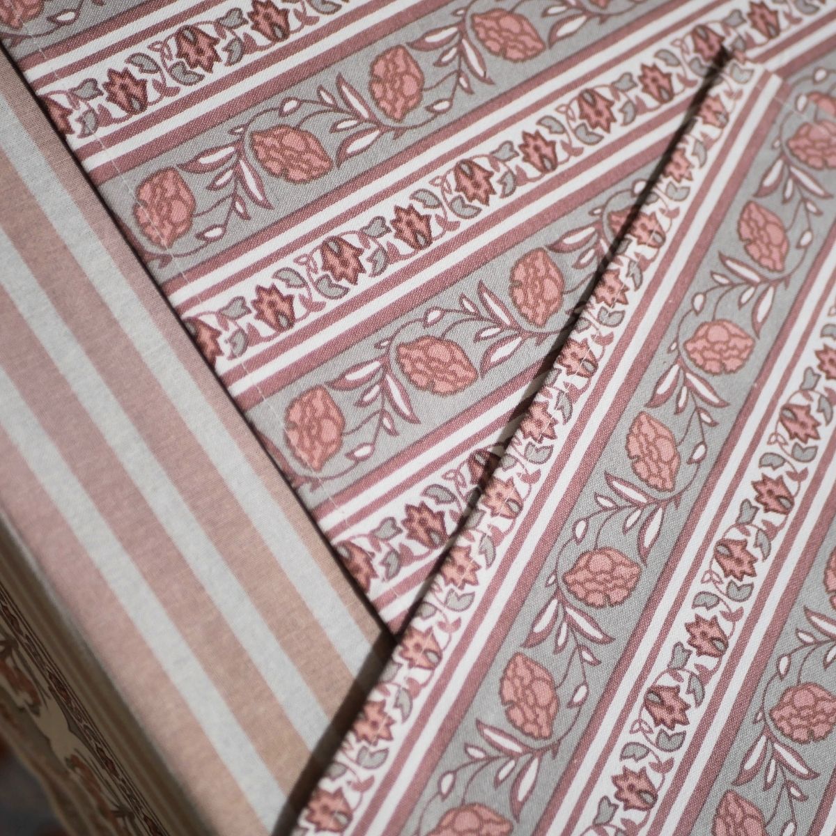 Pure Cotton Table mats in Dusty Pink and Off white | Set of 4 and 6