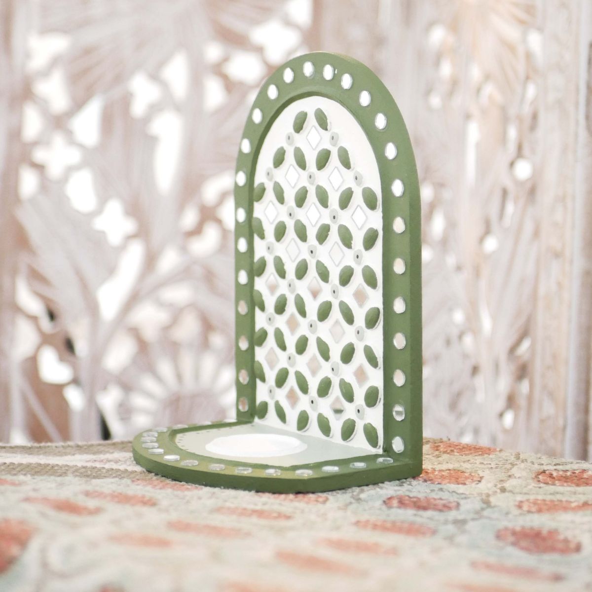 Green Colour handcrafted Lippan tealight holder made with mud and mirror work.