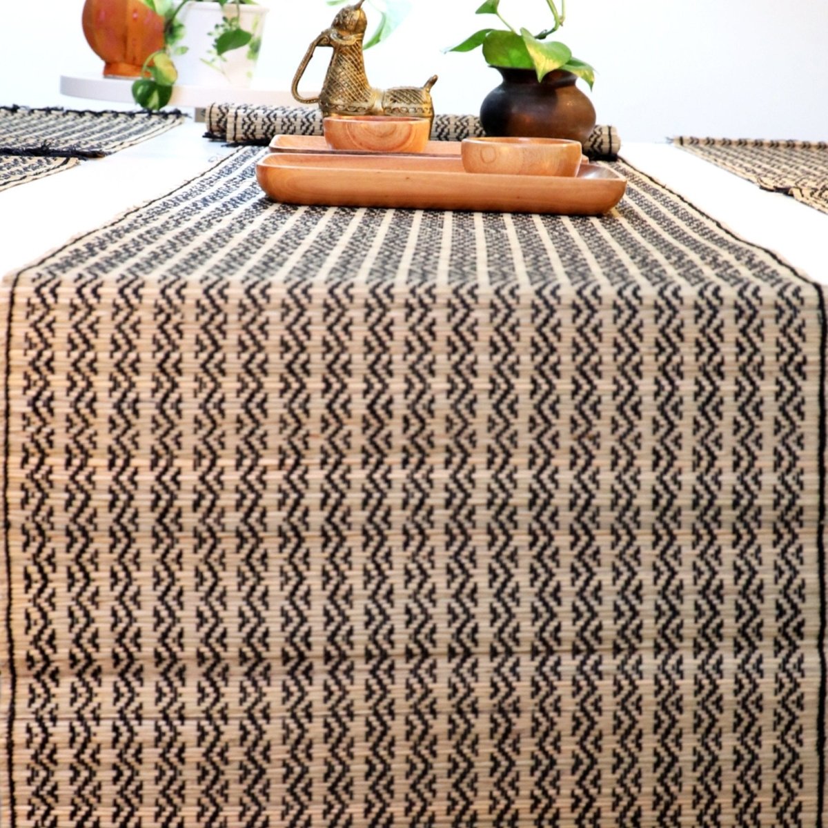 Handmade Dining Table Runner Eco Friendly Tableware Sustainably Handwoven from Natural Grass
