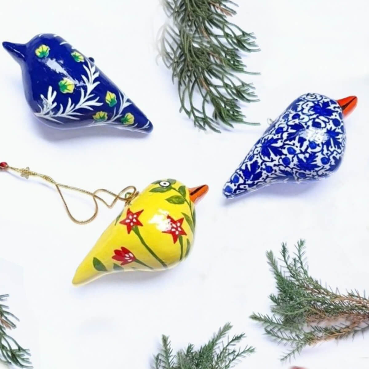 Wall hanging paper mache doves handcrafted in Kashmir Assorted Colours